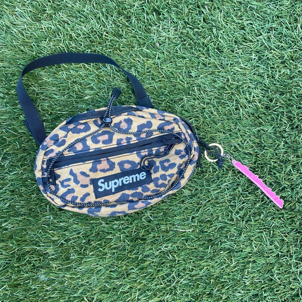 Supreme FW20 Leopard Print Waist Bag Fanny Pack